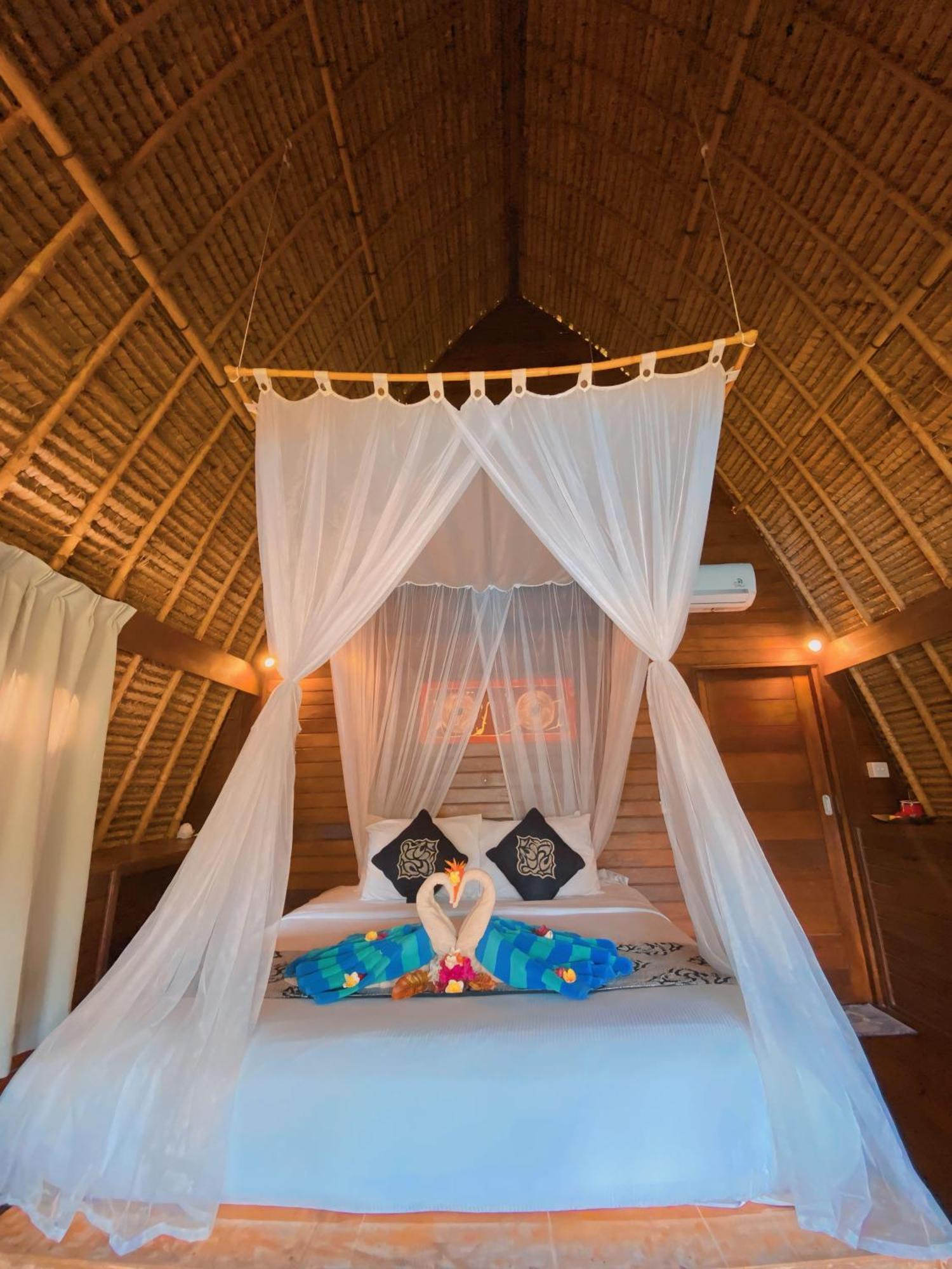Harta Lembongan 4*