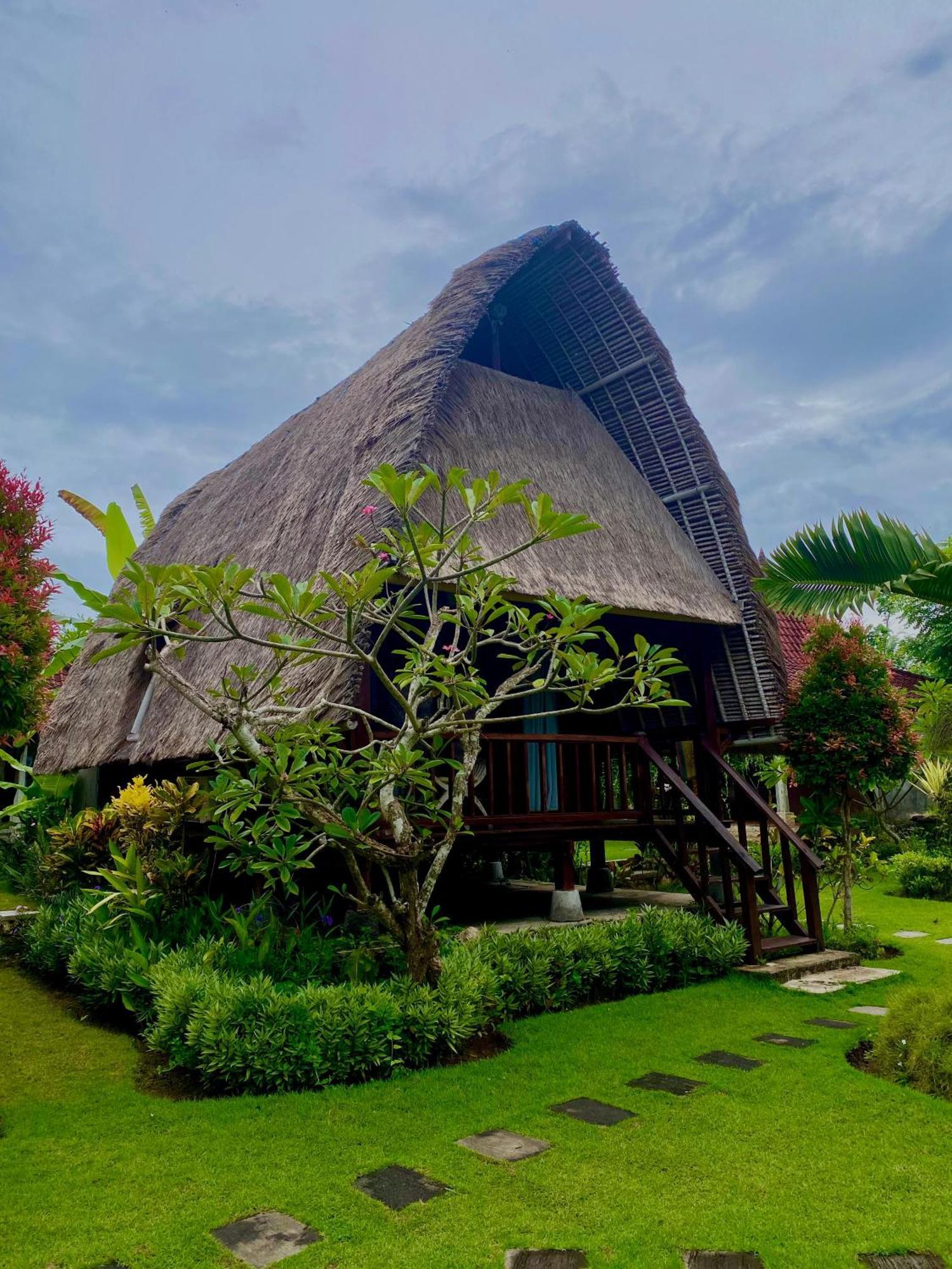 Vakantiepark Harta Lembongan 4*